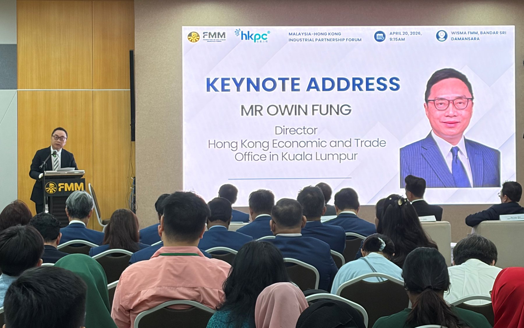 Owin Fung delivering a keynote address at the Malaysia-Hong Kong Industrial Partnership Forum